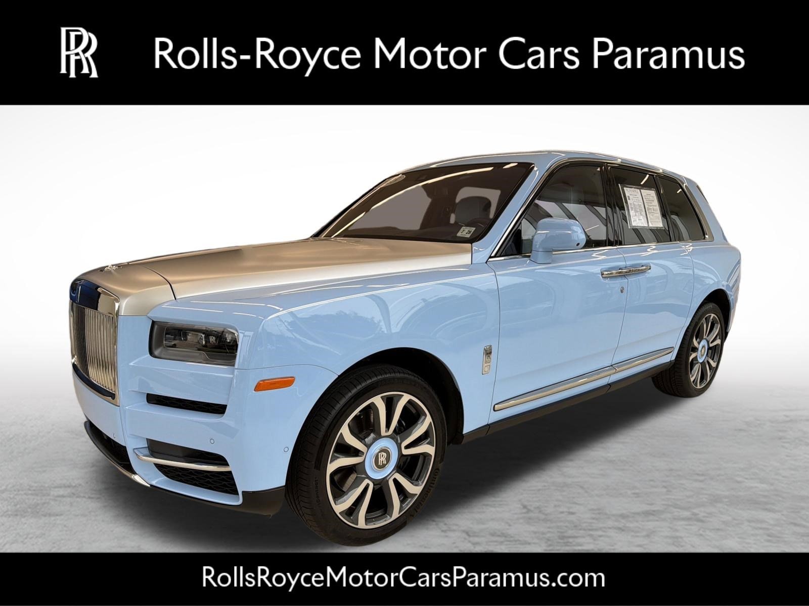 2023 Rolls-Royce Cullinan -'s photo