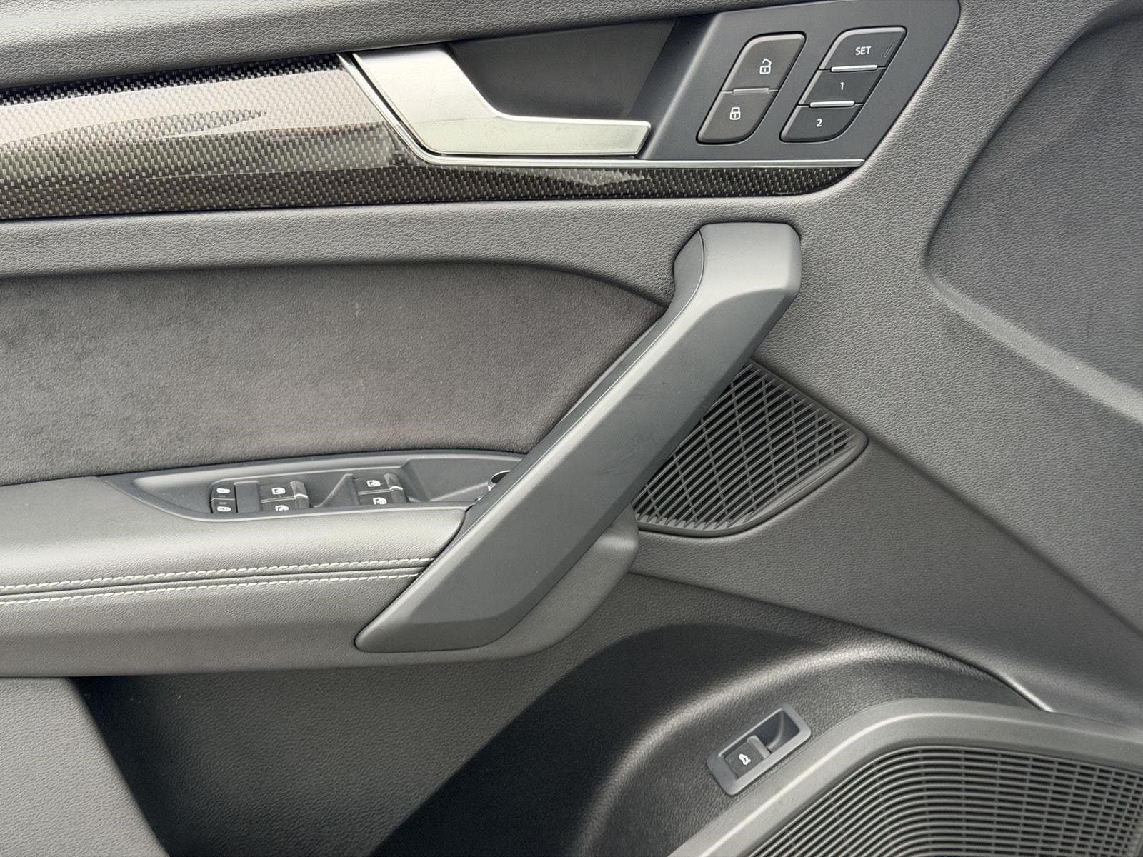 2024 Audi SQ5 Prestige - Photo 9