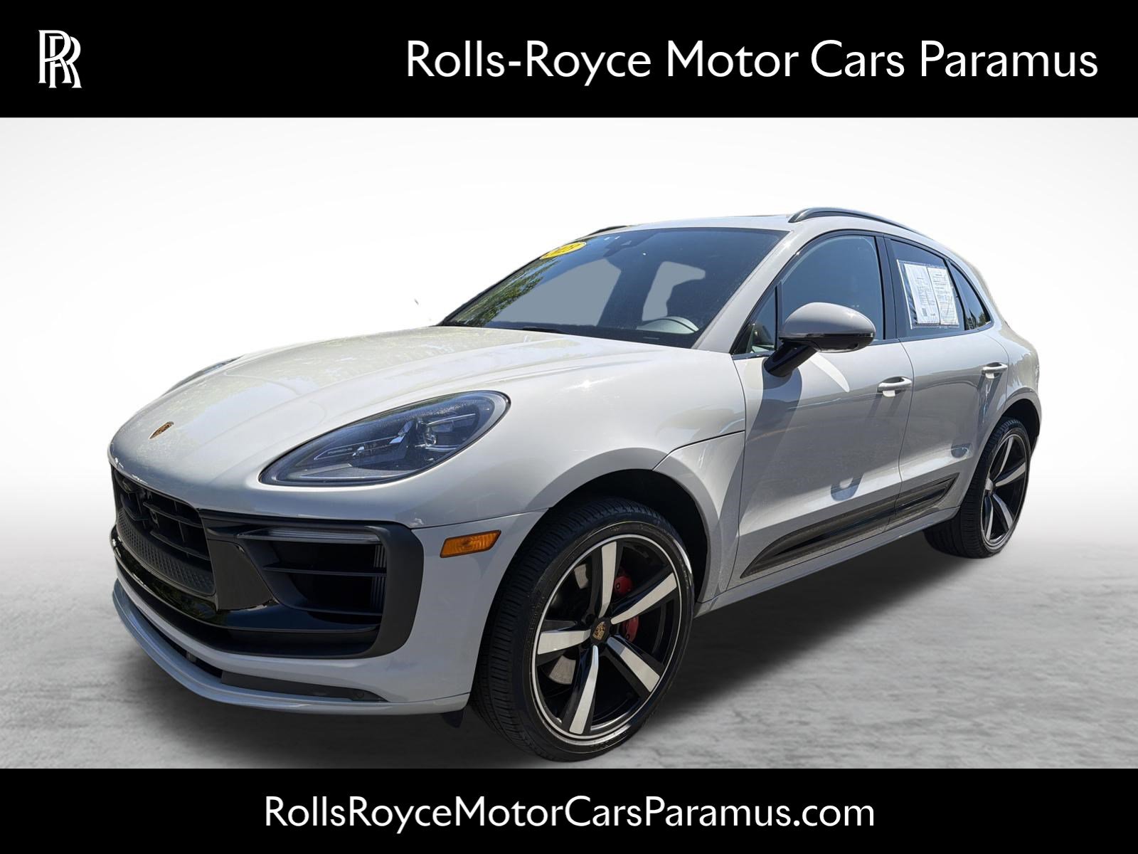 2023 Porsche Macan S's photo