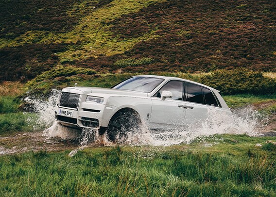 Rolls Royce Takes Luxury Off-Road With the Cullinan