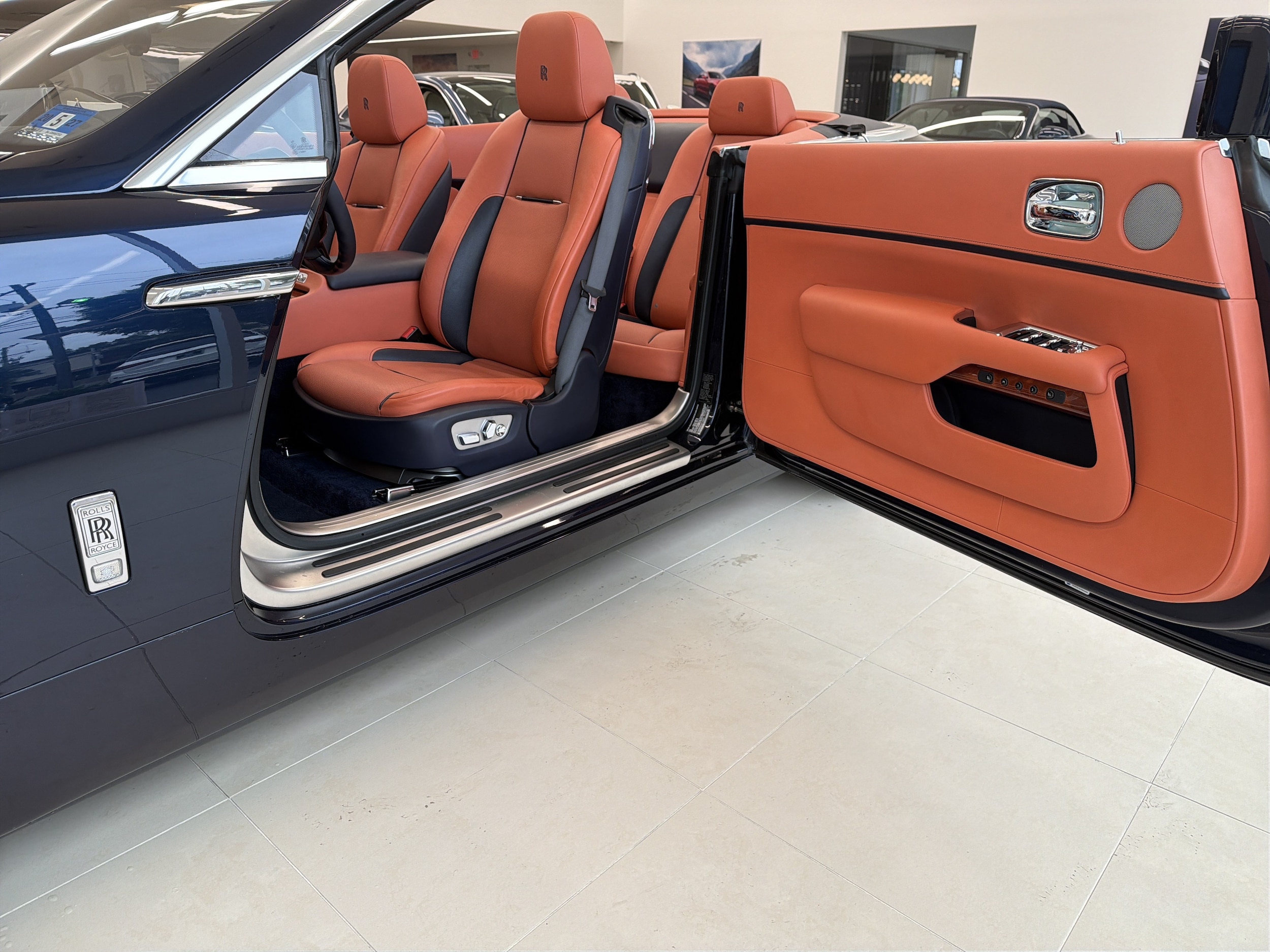 2018 Rolls-Royce Dawn Base - Photo 6