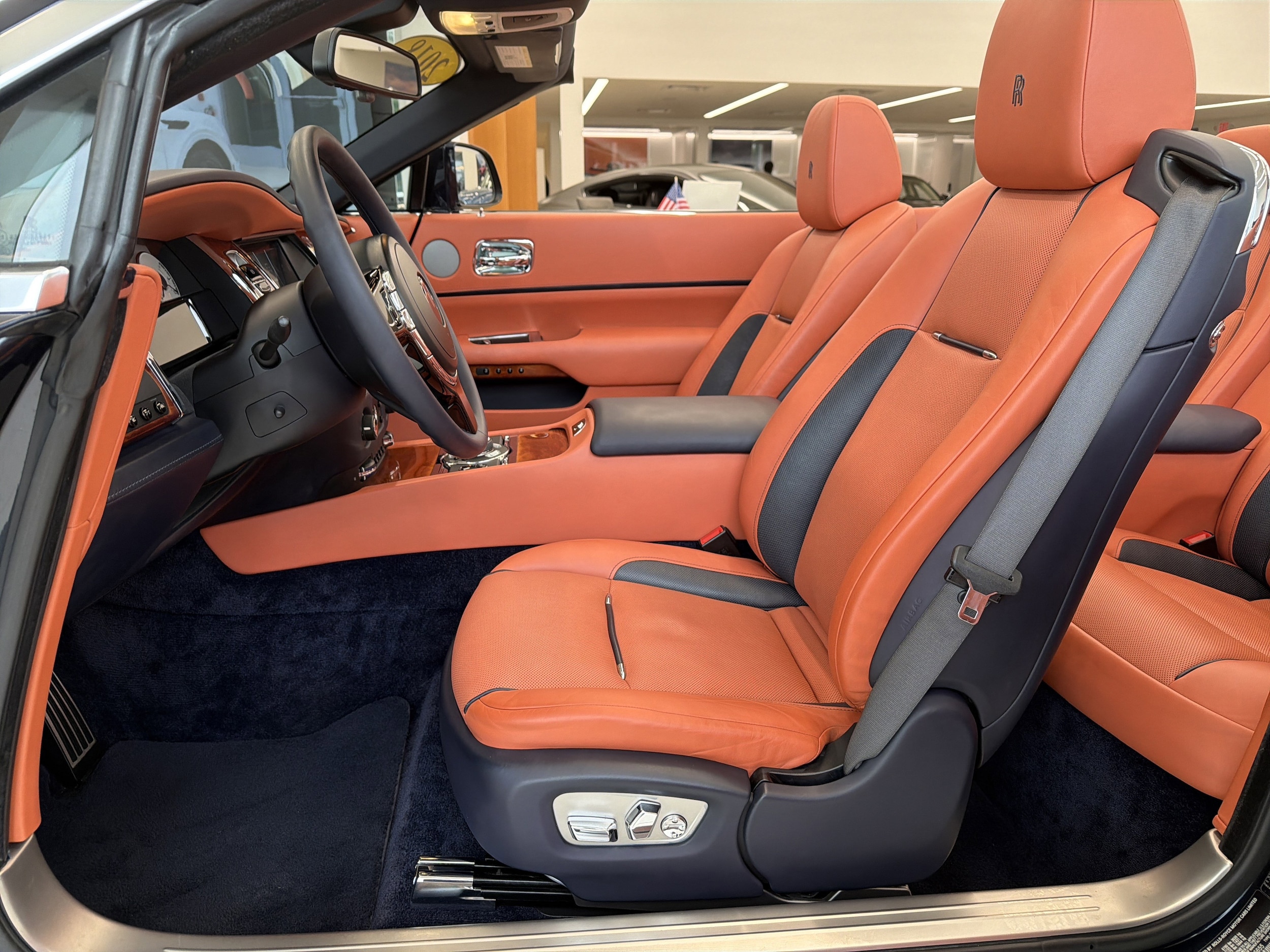 2018 Rolls-Royce Dawn Base - Photo 16