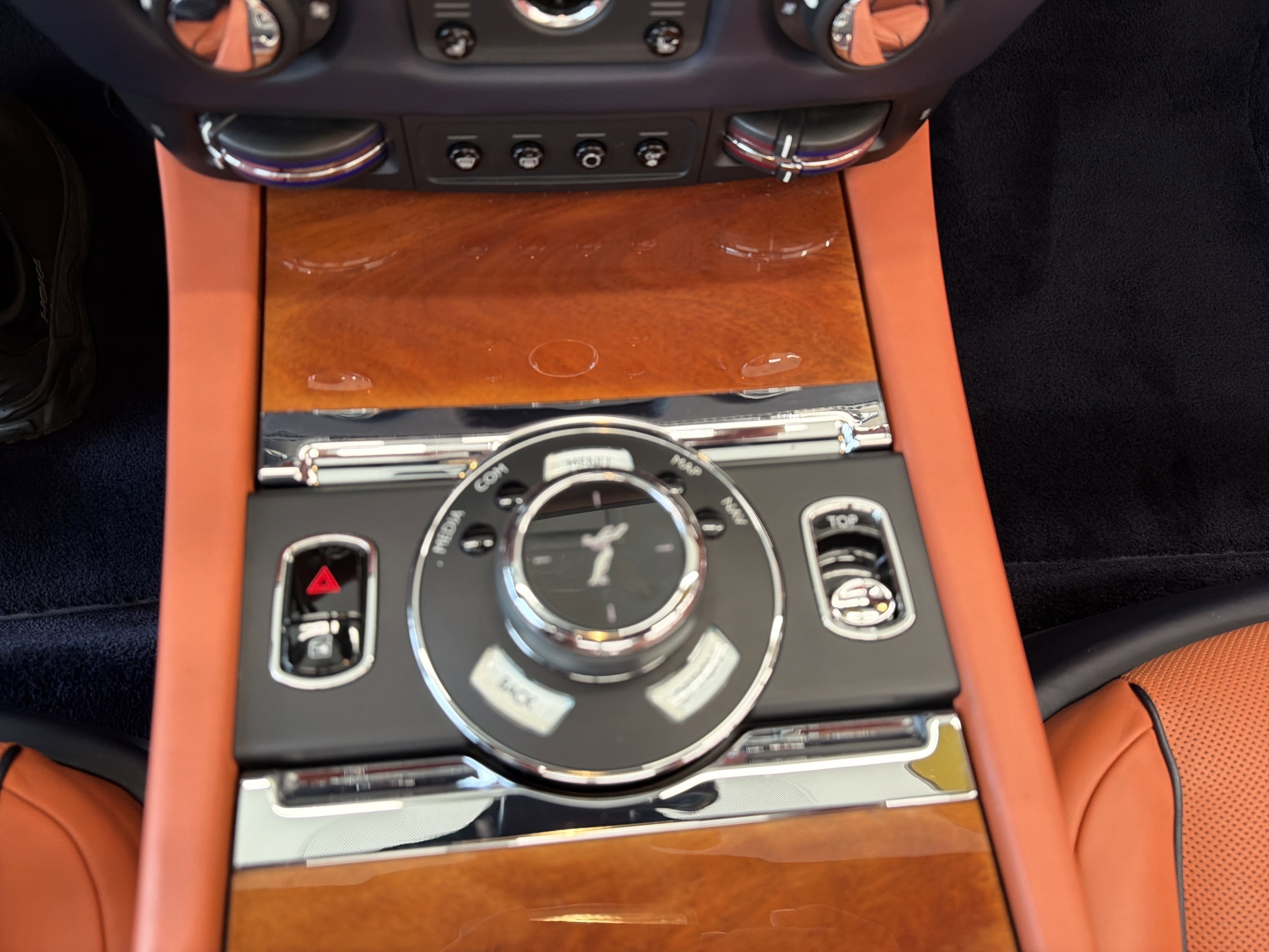 2018 Rolls-Royce Dawn Base - Photo 17