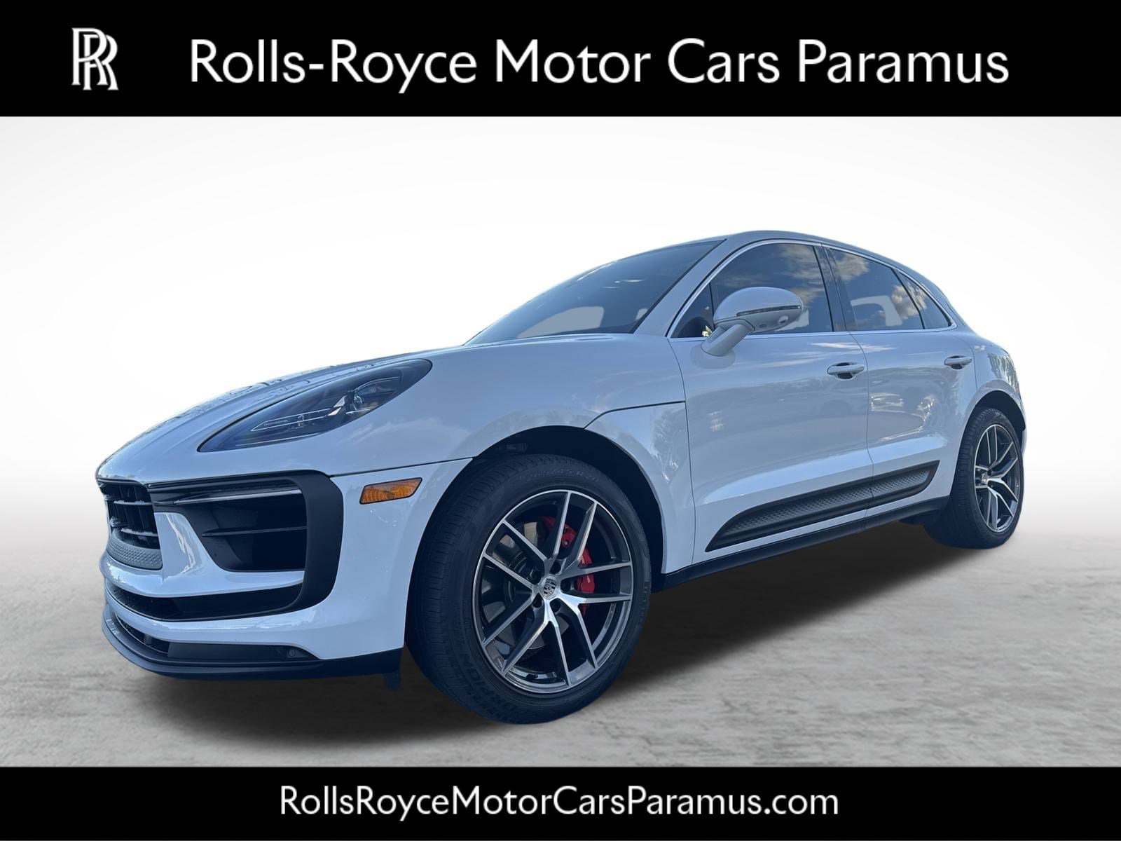 2022 Porsche Macan S's photo