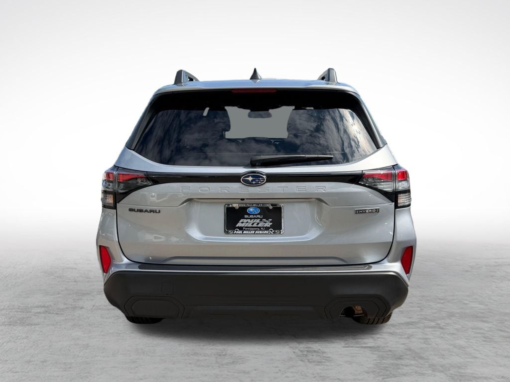 2025 Subaru Forester Premium - Photo 9