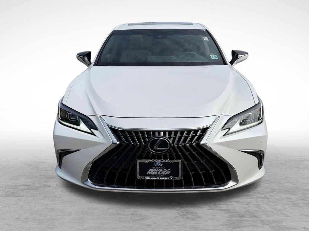 Used 2023 Lexus ES Sedan