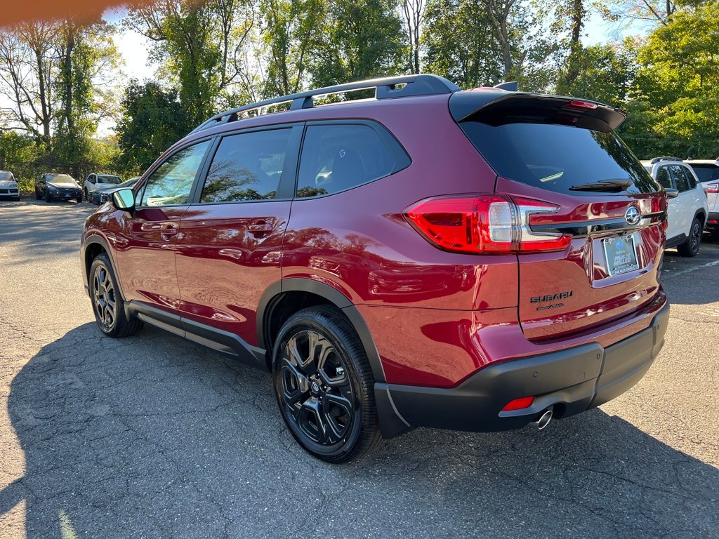 2025 Subaru Ascent Onyx Edition Touring photo 3