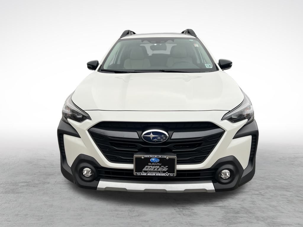 2023 Subaru Outback Limited photo 2