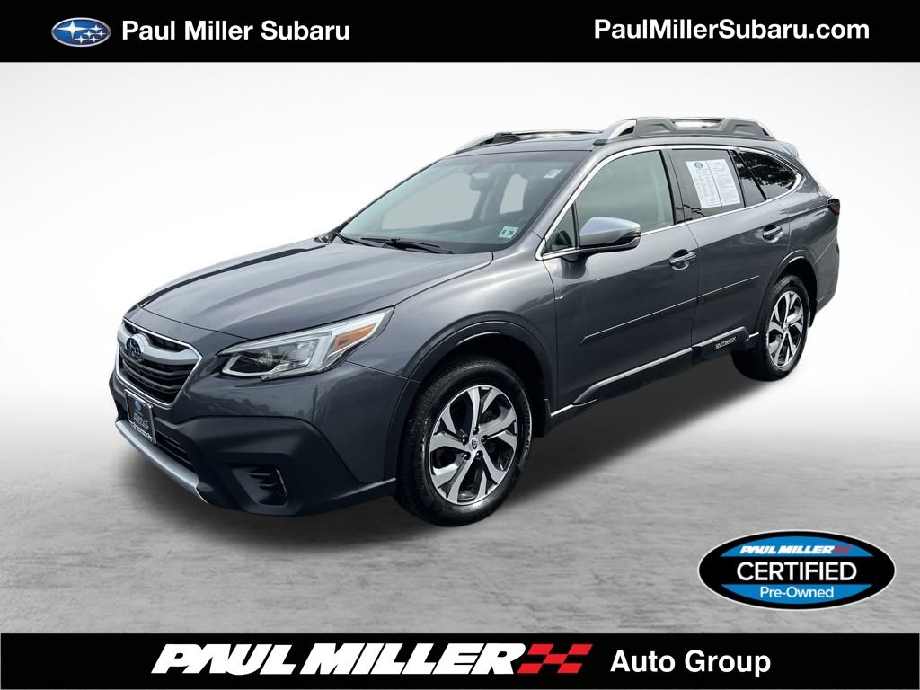 2022 Subaru Outback Touring's photo