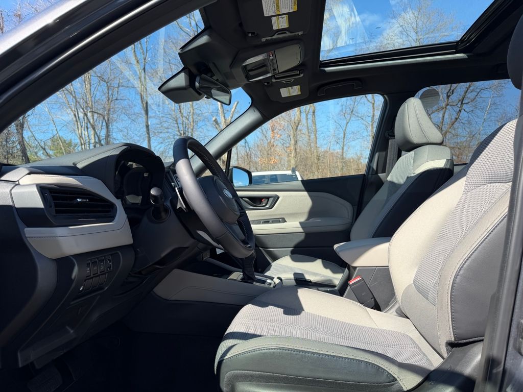 2025 Subaru Forester Premium - Photo 17