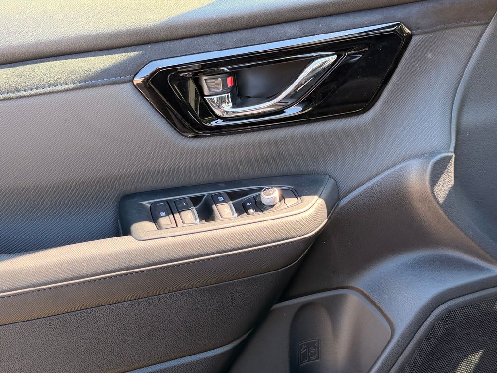 2025 Subaru Forester Limited - Photo 15