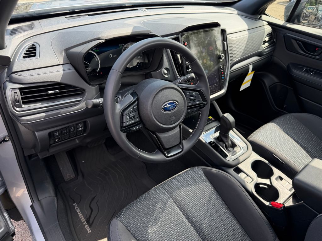 2025 Subaru Forester Premium - Photo 16