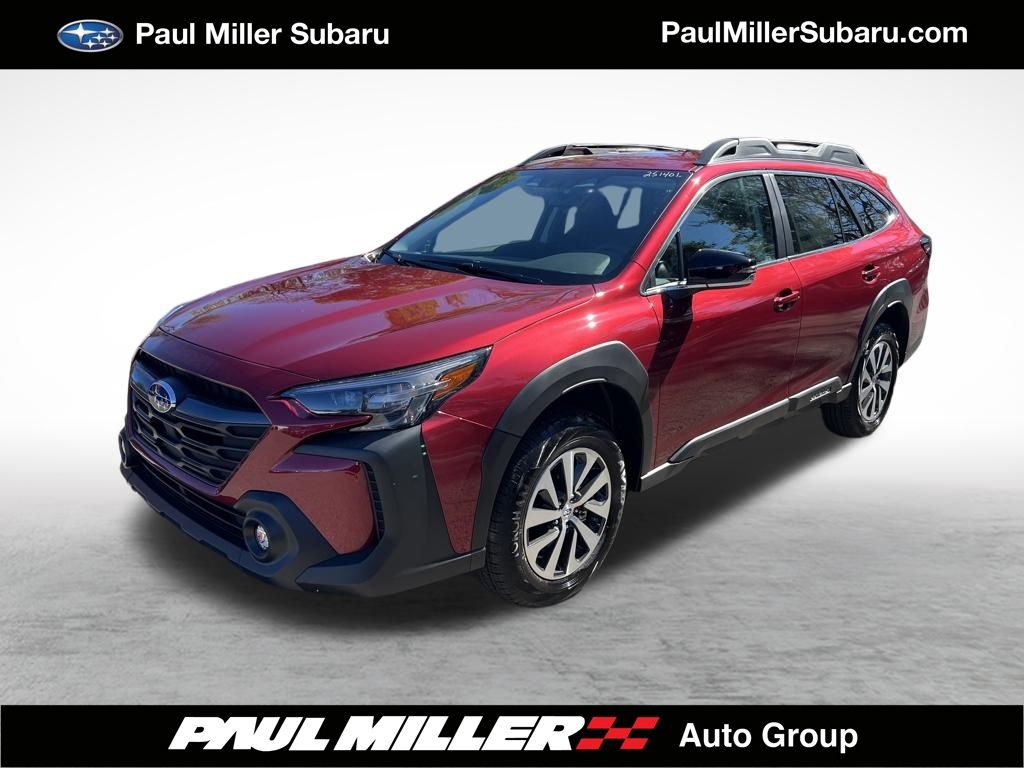 2025 Subaru Outback Premium's photo