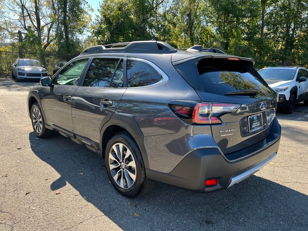 2025 Subaru Outback Limited photo 4