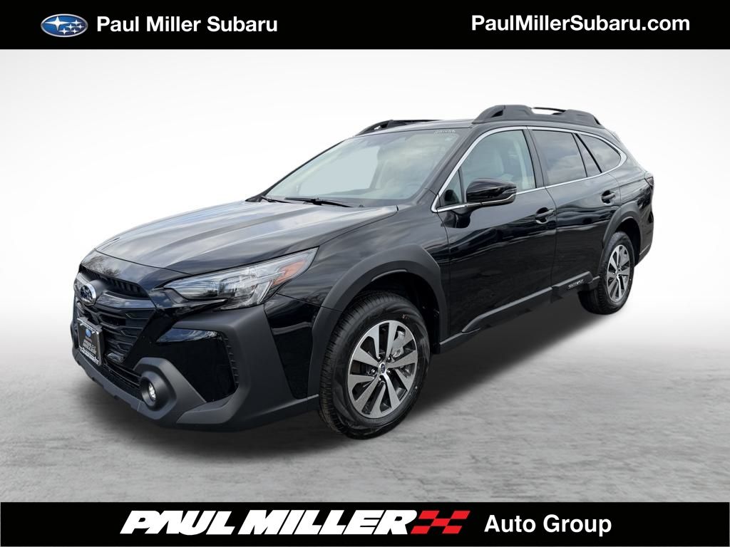 2025 Subaru Outback Premium's photo