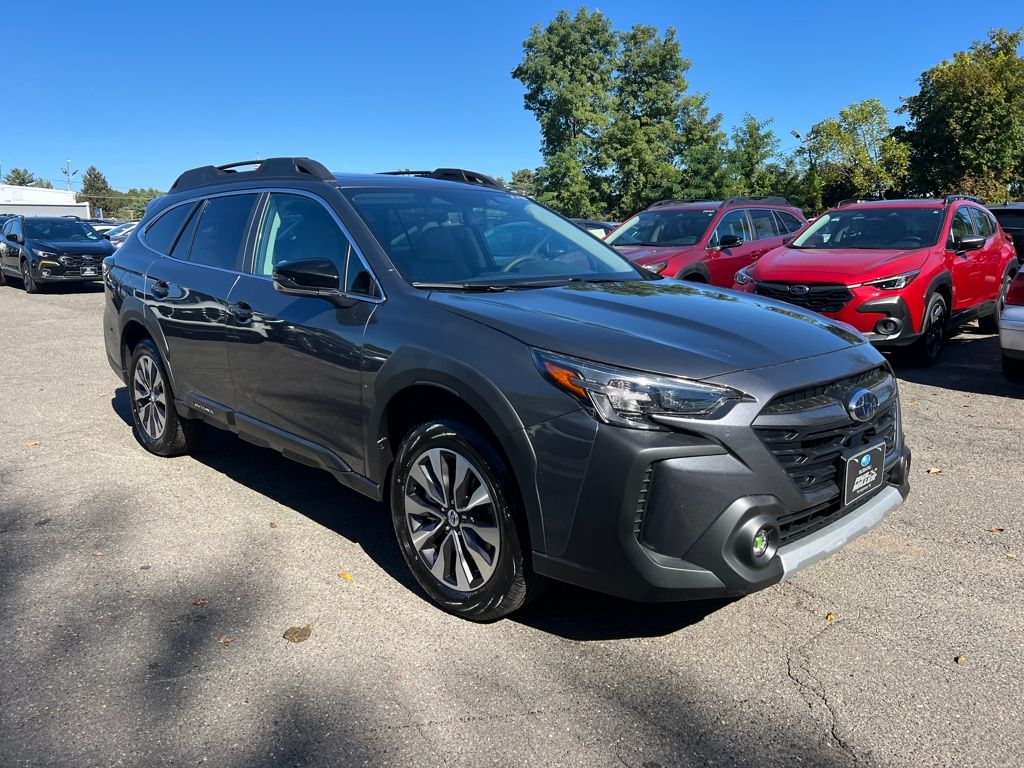 2025 Subaru Outback Limited photo 3