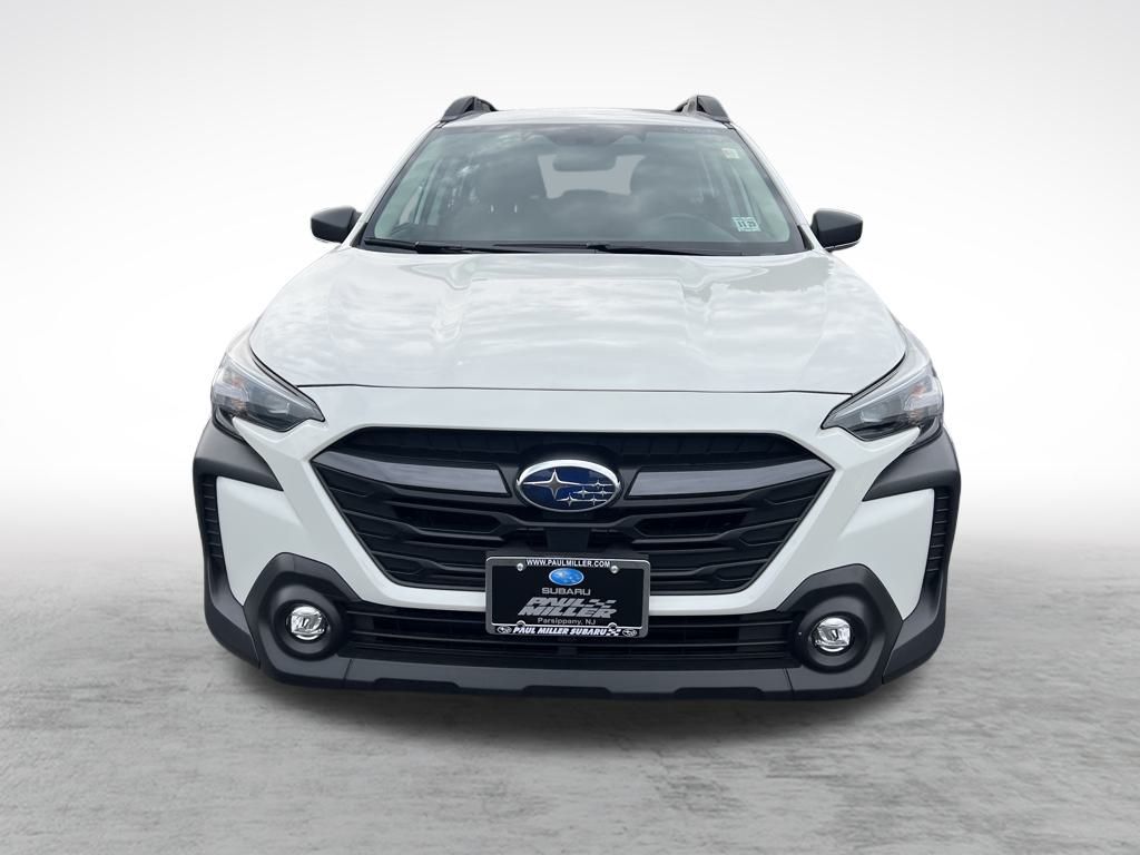 2025 Subaru Outback Base photo 2