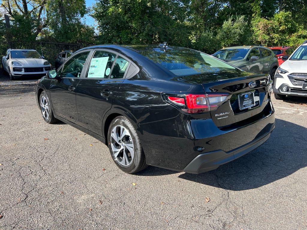 2025 Subaru Legacy Premium photo 4