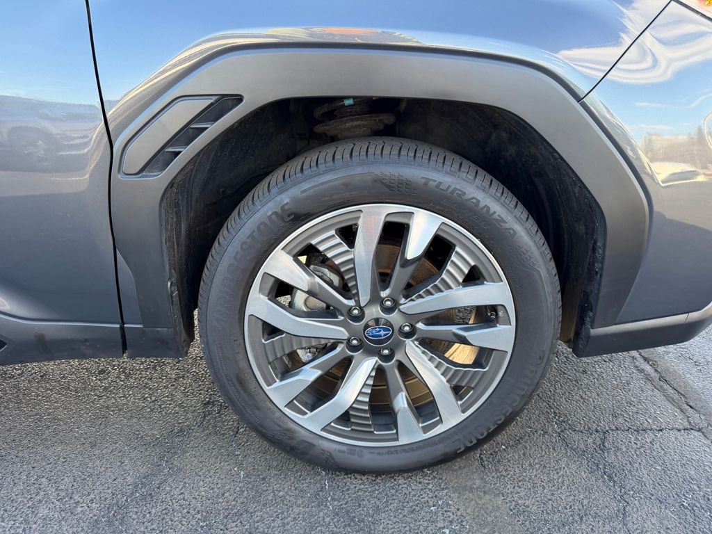 2025 Subaru Forester Touring - Photo 13
