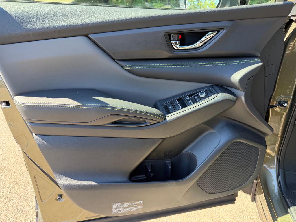 2025 Subaru Ascent Onyx Edition-Premium - Photo 16