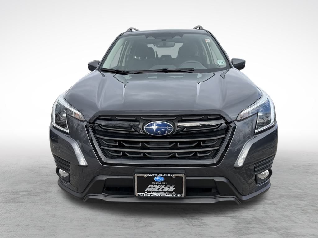 Used 2023 Subaru Forester Premium SUV