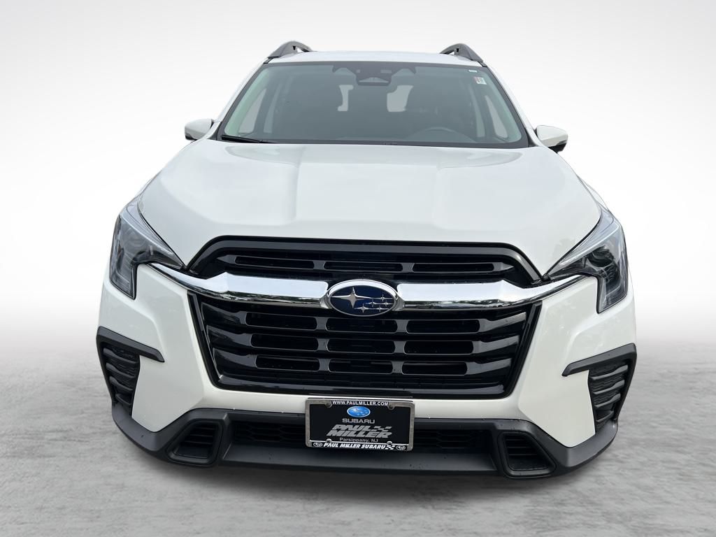 2023 Subaru Ascent Premium photo 2