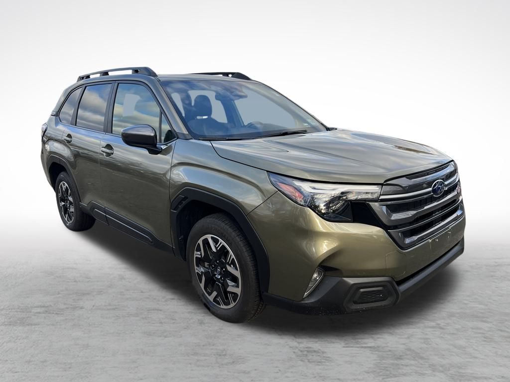 2025 Subaru Forester Premium photo 3
