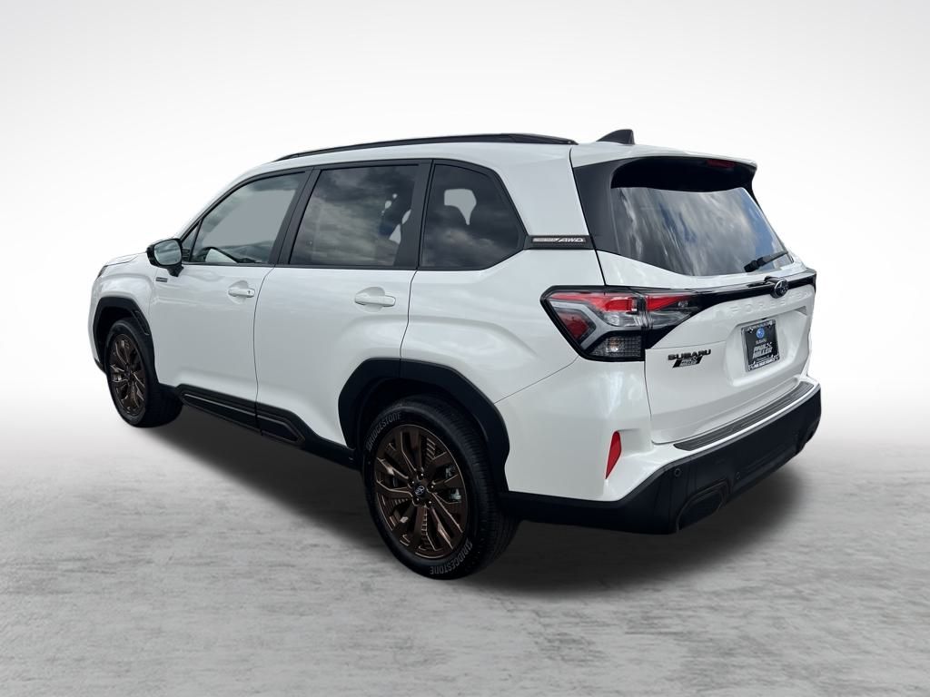2025 Subaru Forester Sport photo 4