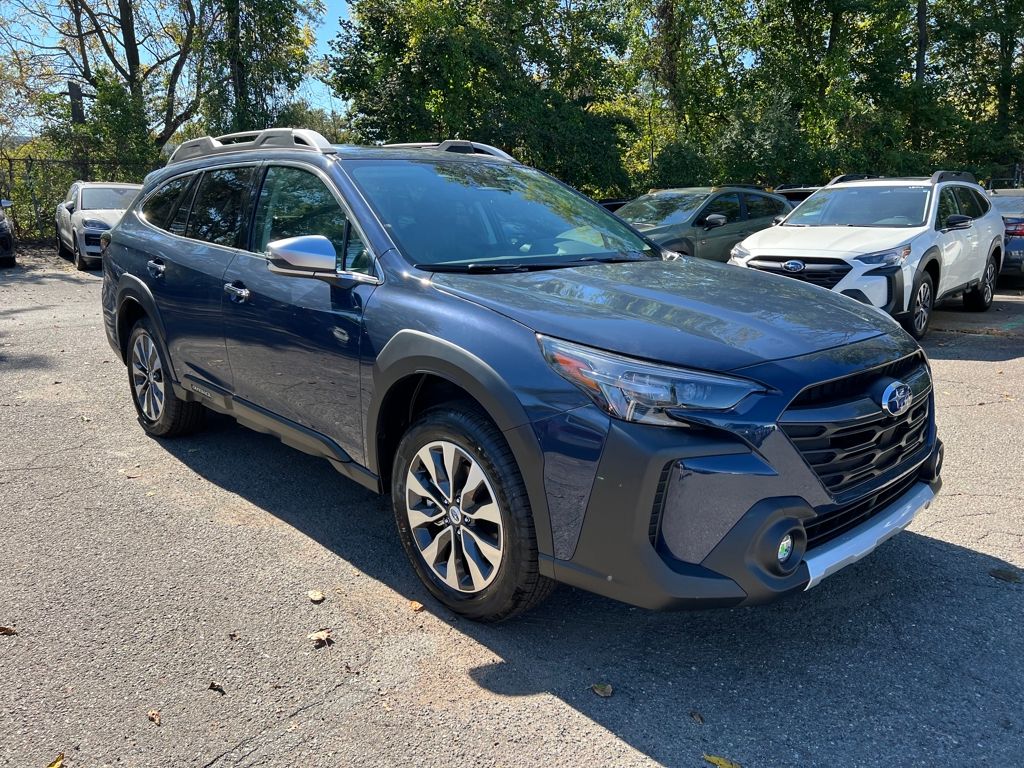 2025 Subaru Outback Touring photo 3