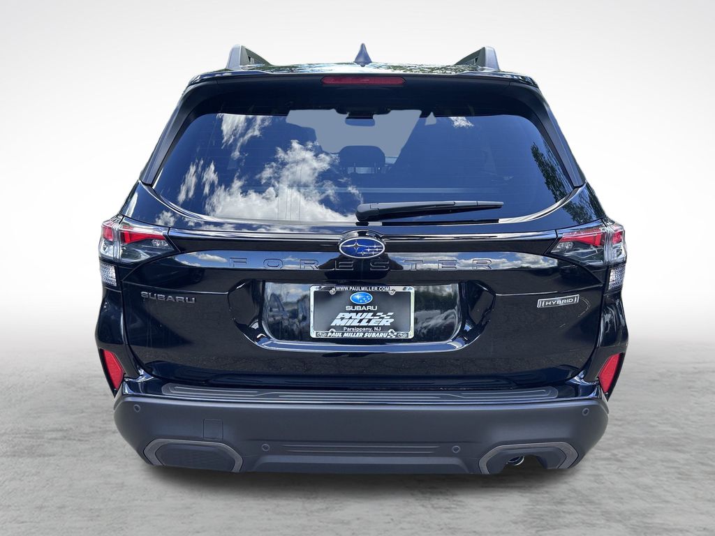 2025 Subaru Forester Limited - Photo 7
