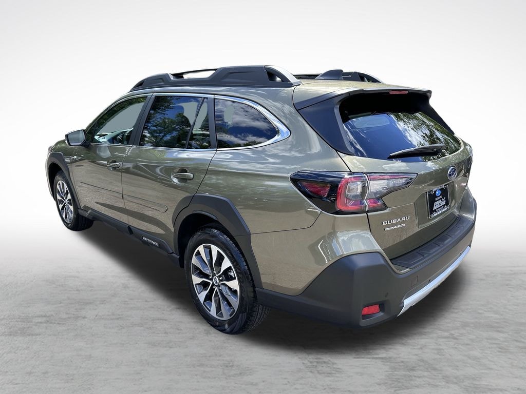 Used 2025 Subaru Outback Limited SUV