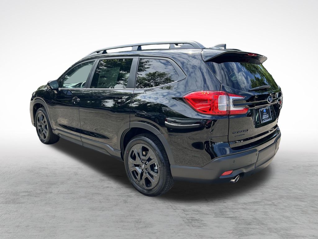 2025 Subaru Ascent Onyx Edition Touring photo 4