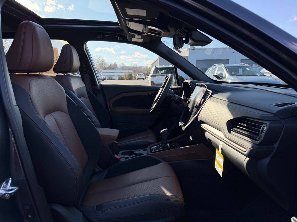 2025 Subaru Forester Touring - Photo 18