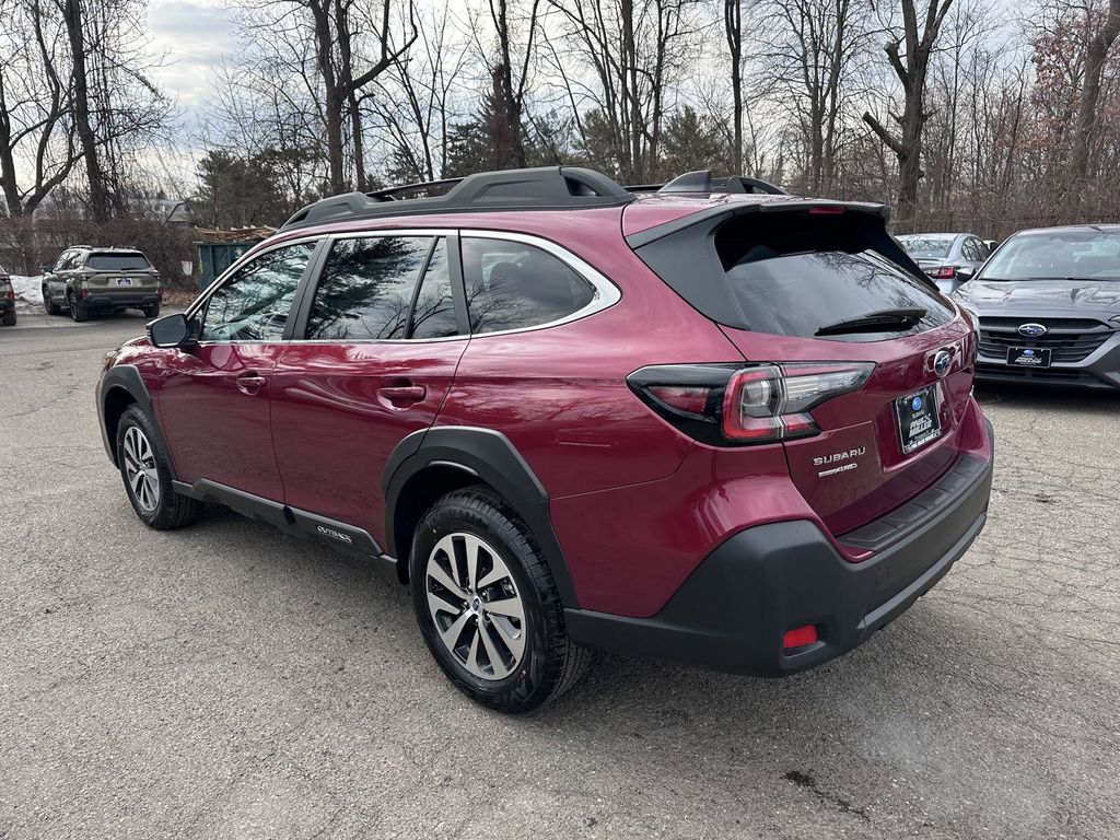 2025 Subaru Outback Premium photo 4