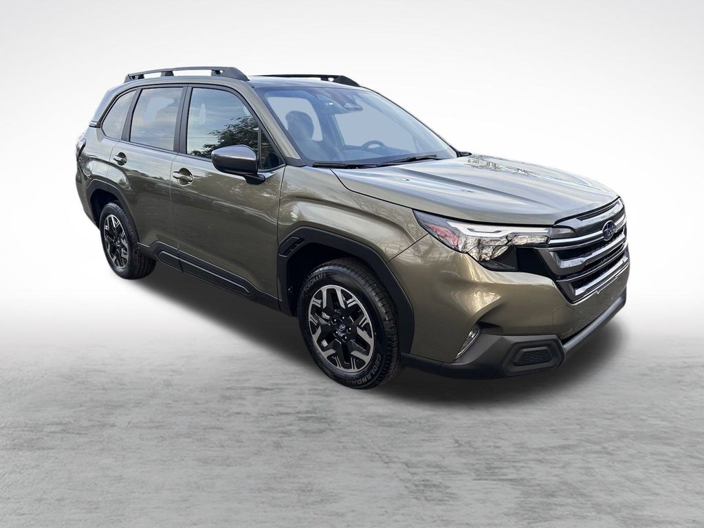 2025 Subaru Forester Premium photo 3