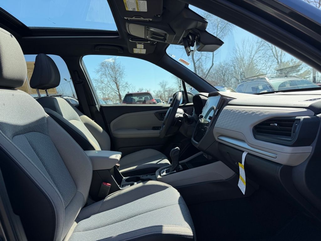 2025 Subaru Forester Premium - Photo 18