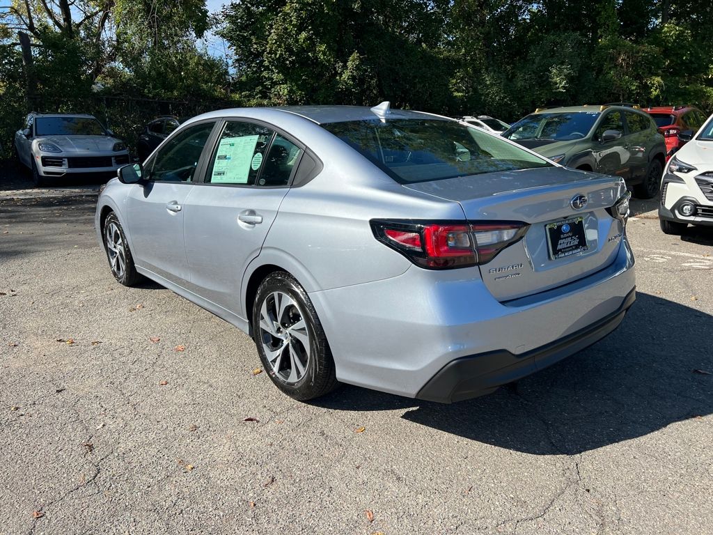 2025 Subaru Legacy Premium photo 4