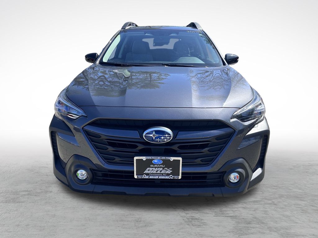 2025 Subaru Outback Premium photo 2