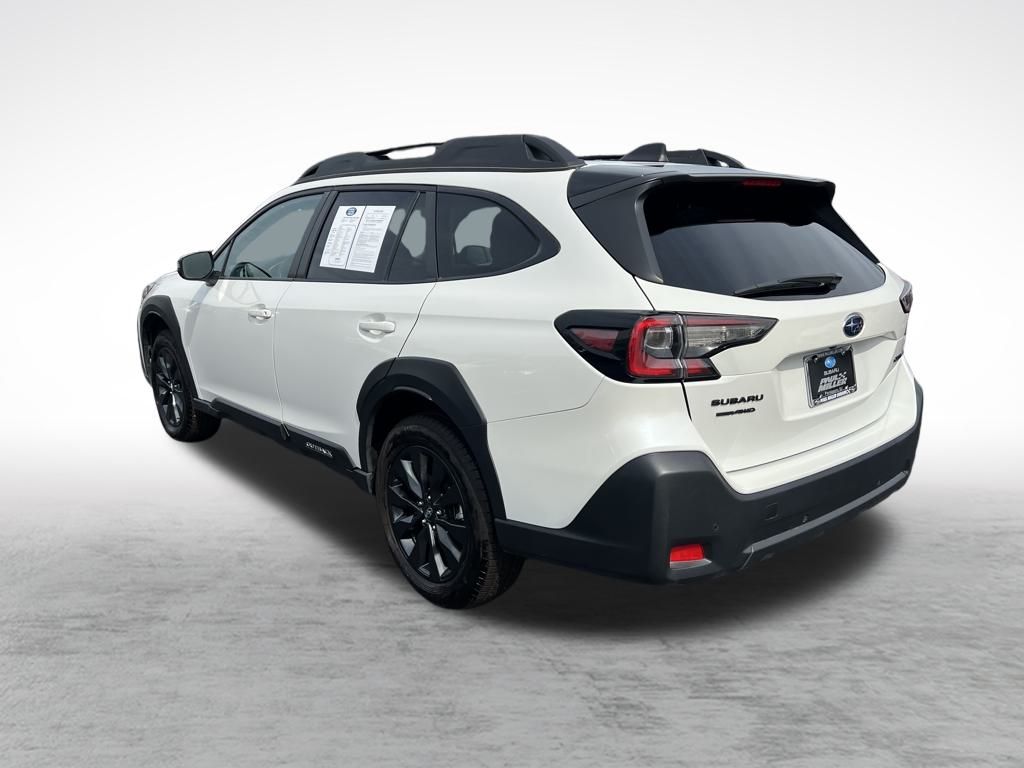 2024 Subaru Outback Onyx Edition photo 4