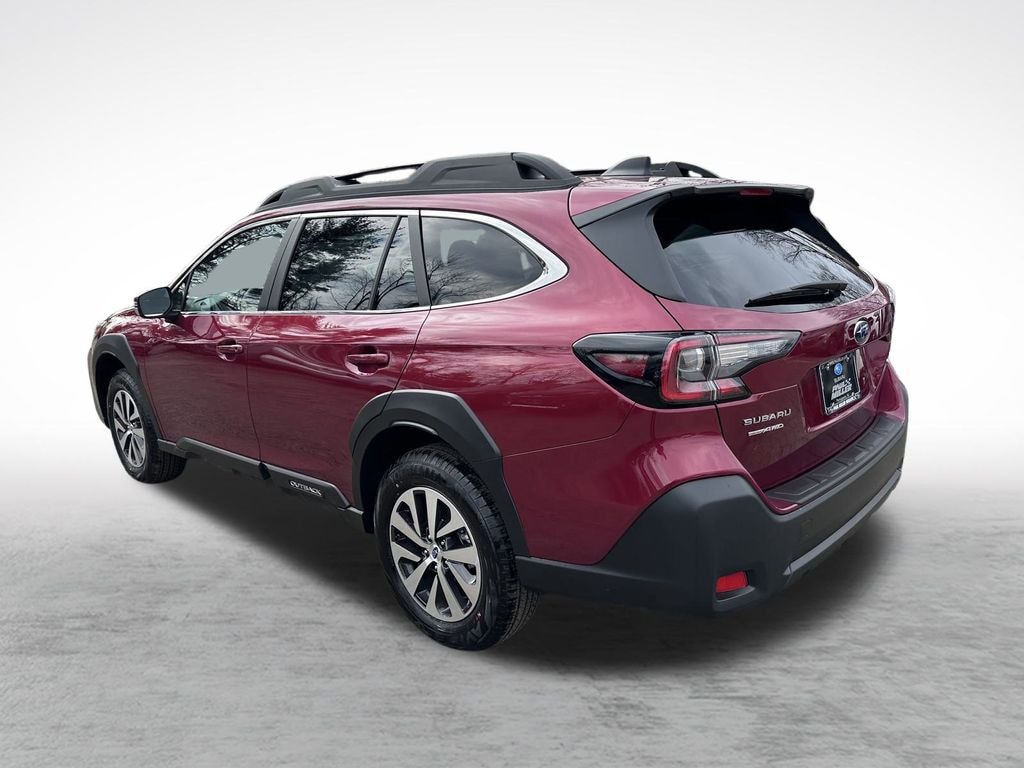 Used 2025 Subaru Outback Premium SUV