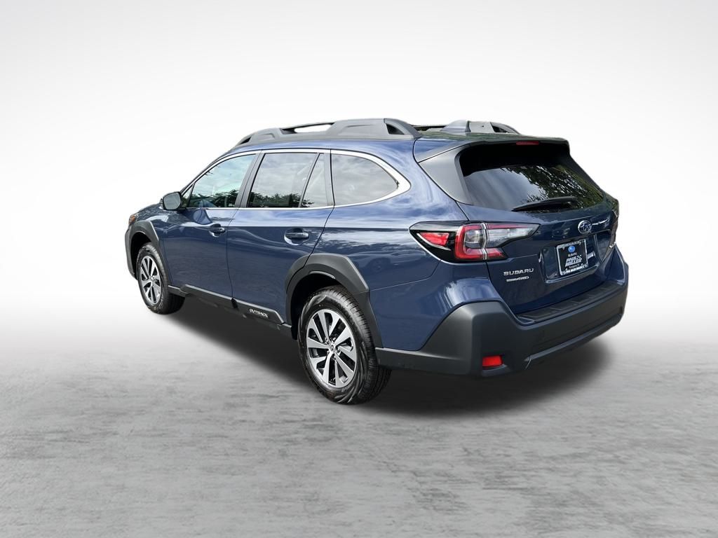 2025 Subaru Outback Premium photo 4