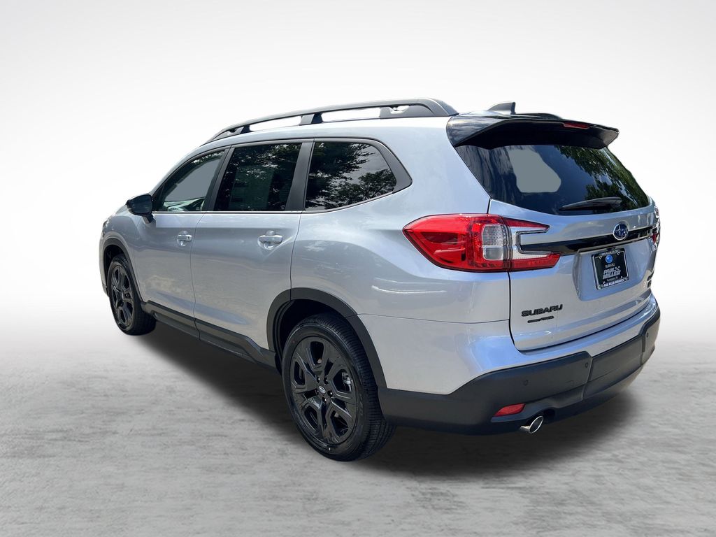 2025 Subaru Ascent Onyx Edition Touring photo 2
