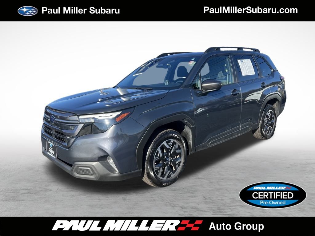 2025 Subaru Forester Premium's photo
