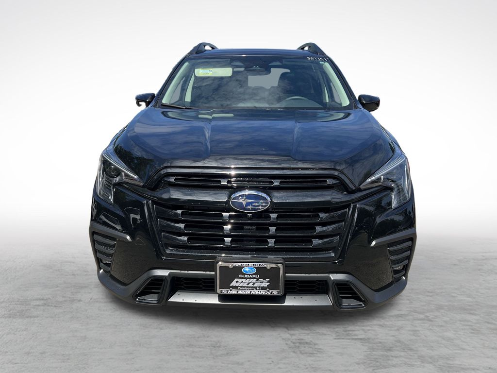 2025 Subaru Ascent Onyx Edition Touring photo 2