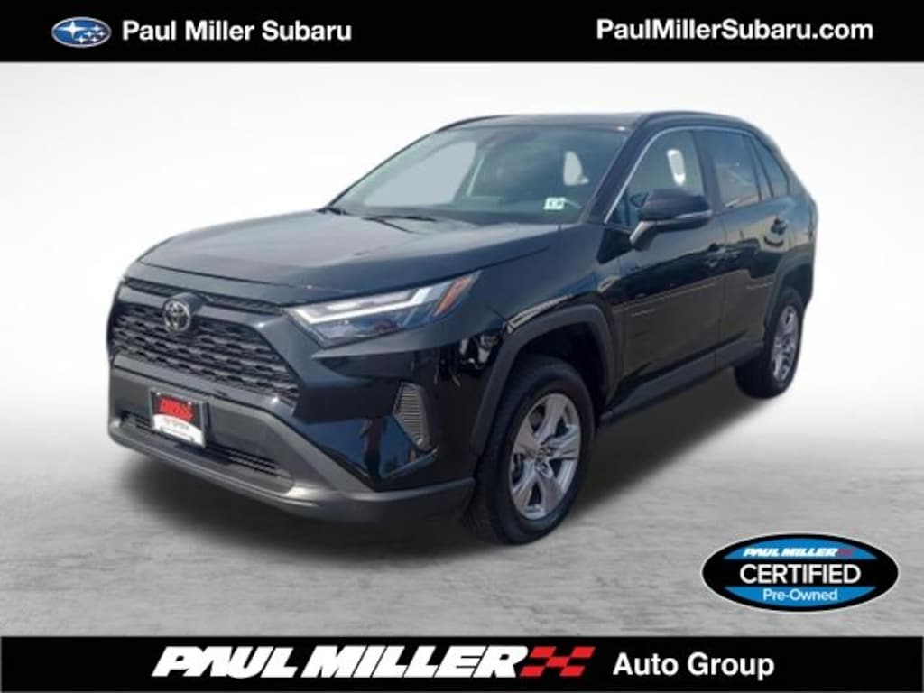 Used 2025 Toyota RAV4 XLE SUV