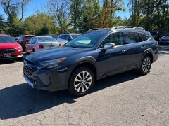 2025 Subaru Outback Touring SUV