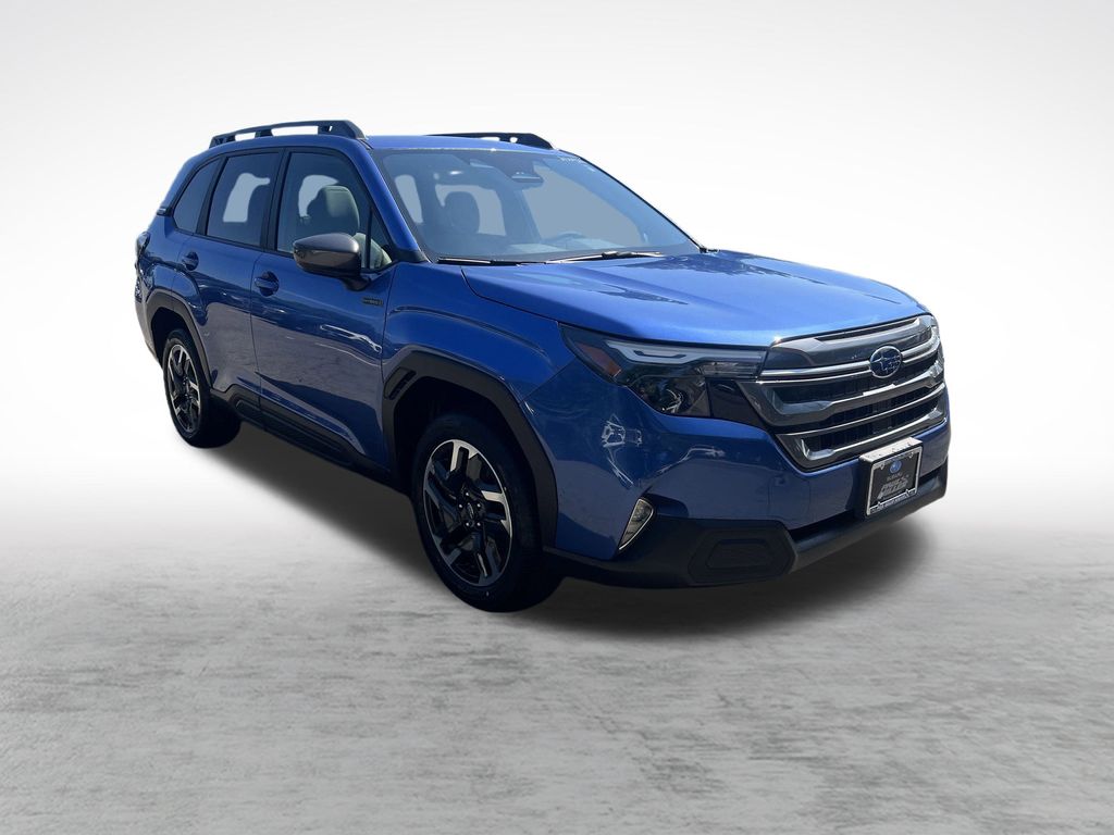 2025 Subaru Forester Premium photo 2