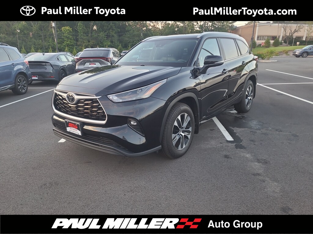 Certified 2026 Toyota Highlander Hybrid XLE HYB XLE