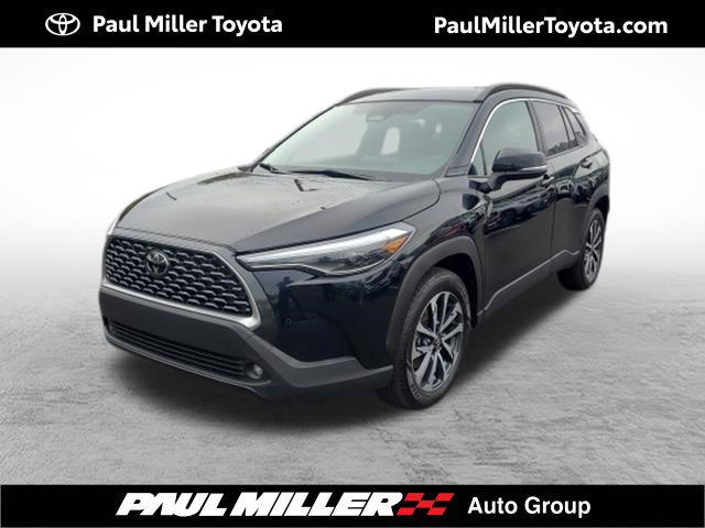 2025 Toyota Corolla Cross XLE