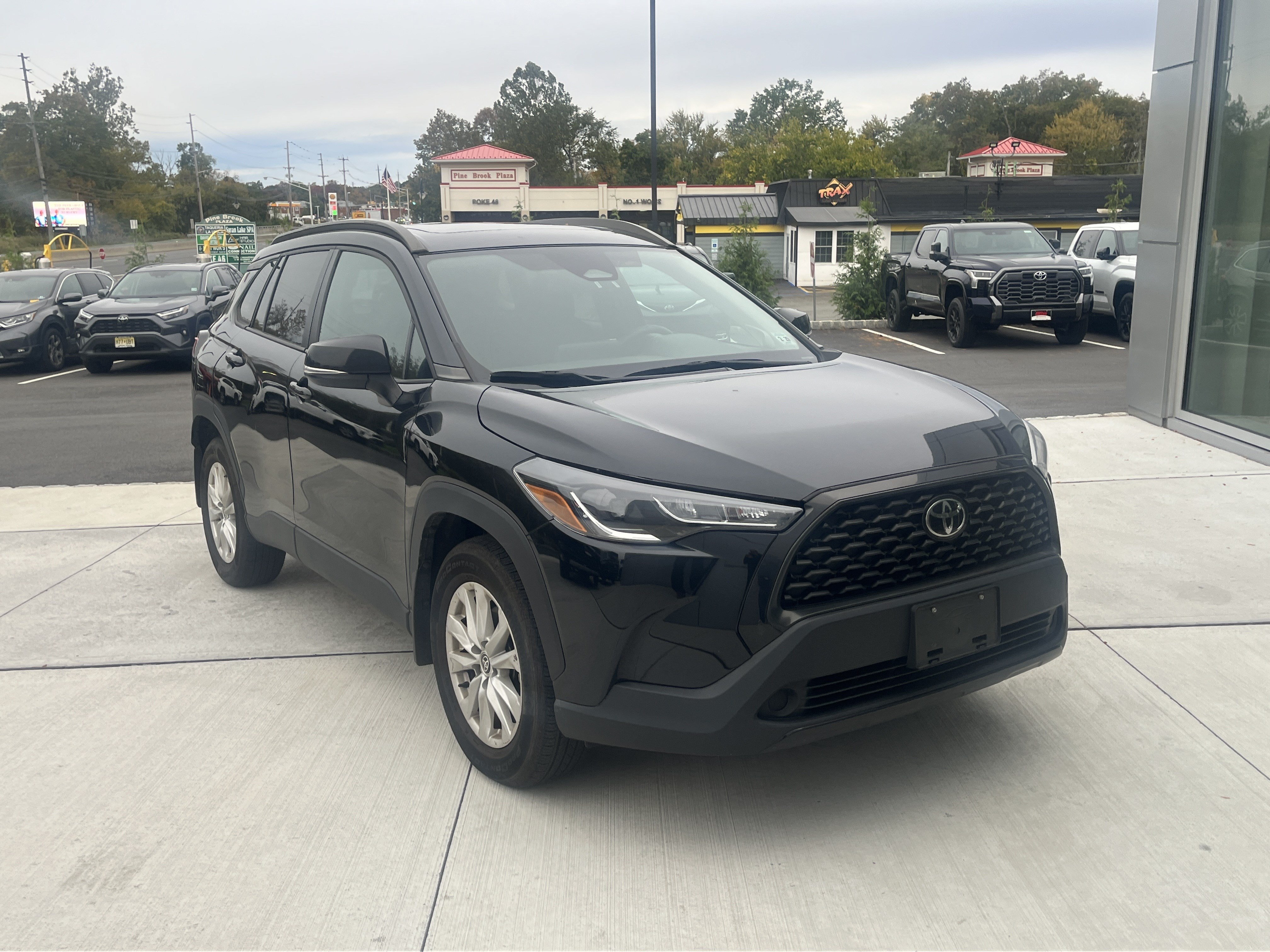 Used 2024 Toyota Corolla Cross LE LE 4WD